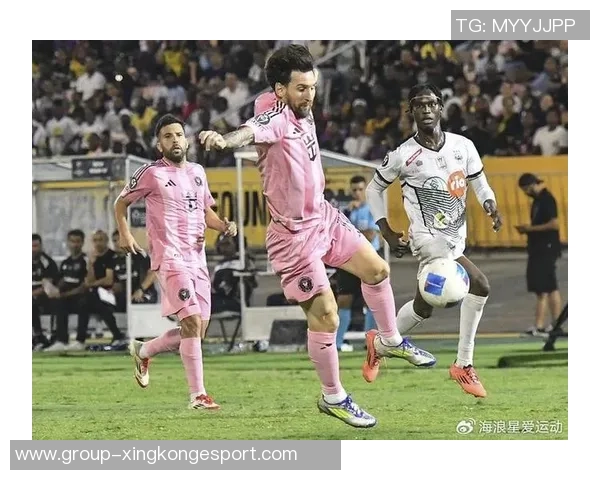 梅西杯首届赛事在迈阿密举行梅西亲临观战河床对阵巴萨